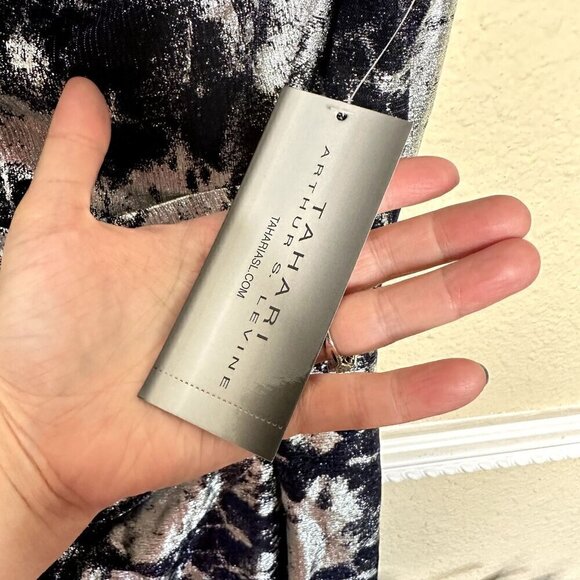 Tahari Arthur S Levine ASL Cowl Neck Fit & Flare Navy & Silver SZ 8 NWT $148 - Picture 6 of 13